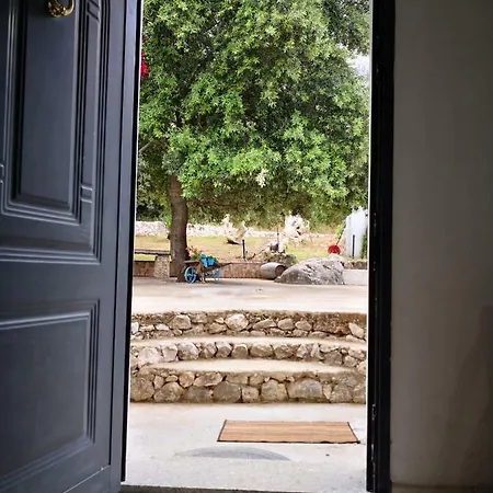 Sovana Villa Oliena
